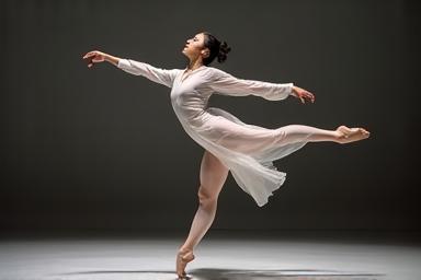 Photo of Dancer Hana Lee performing on stage.